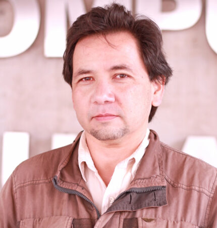 Andres Navas Flores